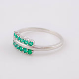 Anillo Rama Linea Doble 2.5gr / T7 1/2 / Esmeraldas 37pts Oro Blanco 18K (Joya) *