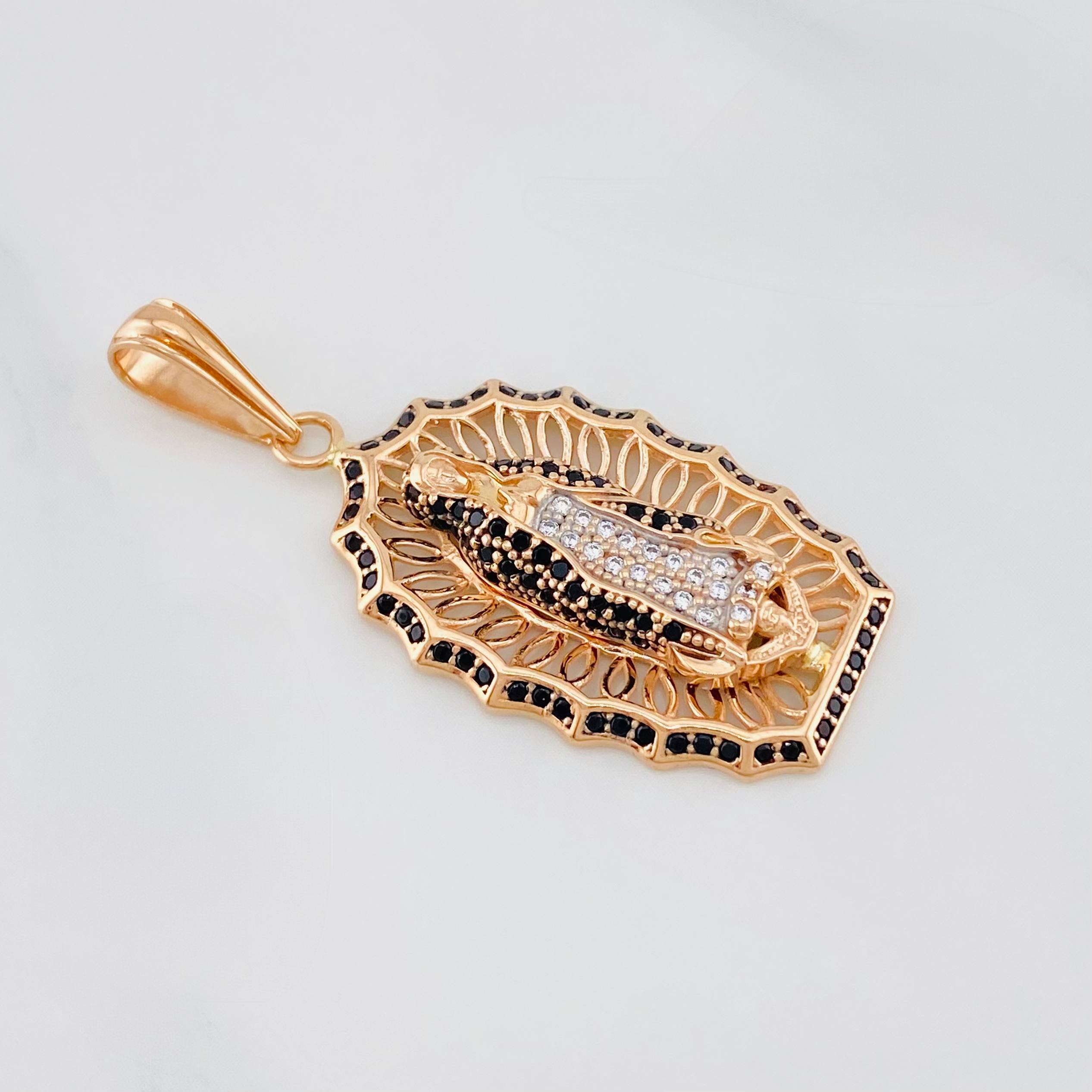 Dije Virgen guadalupe 5.65g / 1 3/4 in Oro Rosa 18K