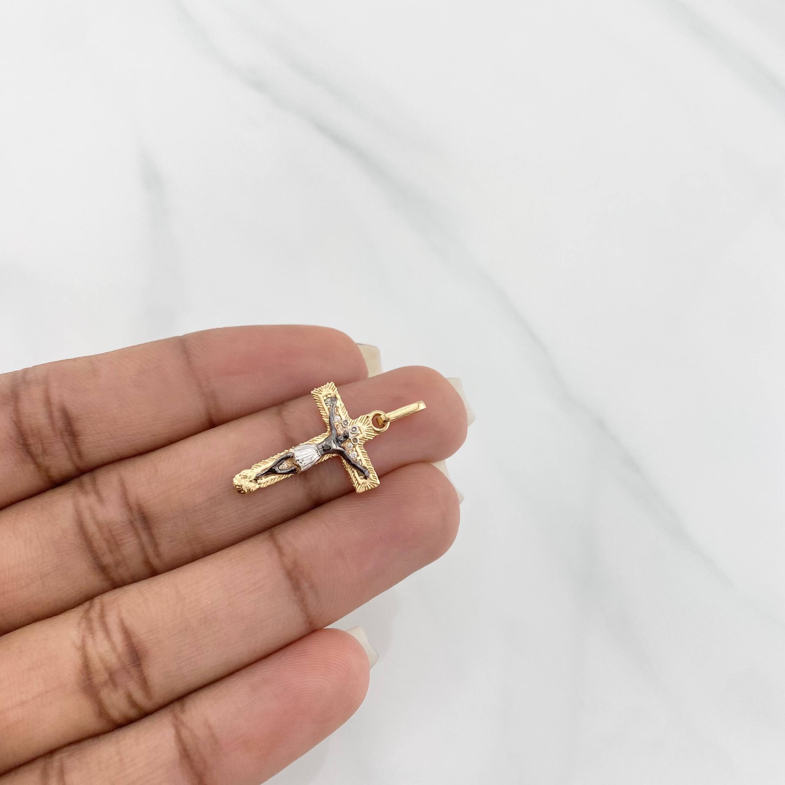 Dije Cruz cristo 1.7g / 1 in Tres Oros 18K