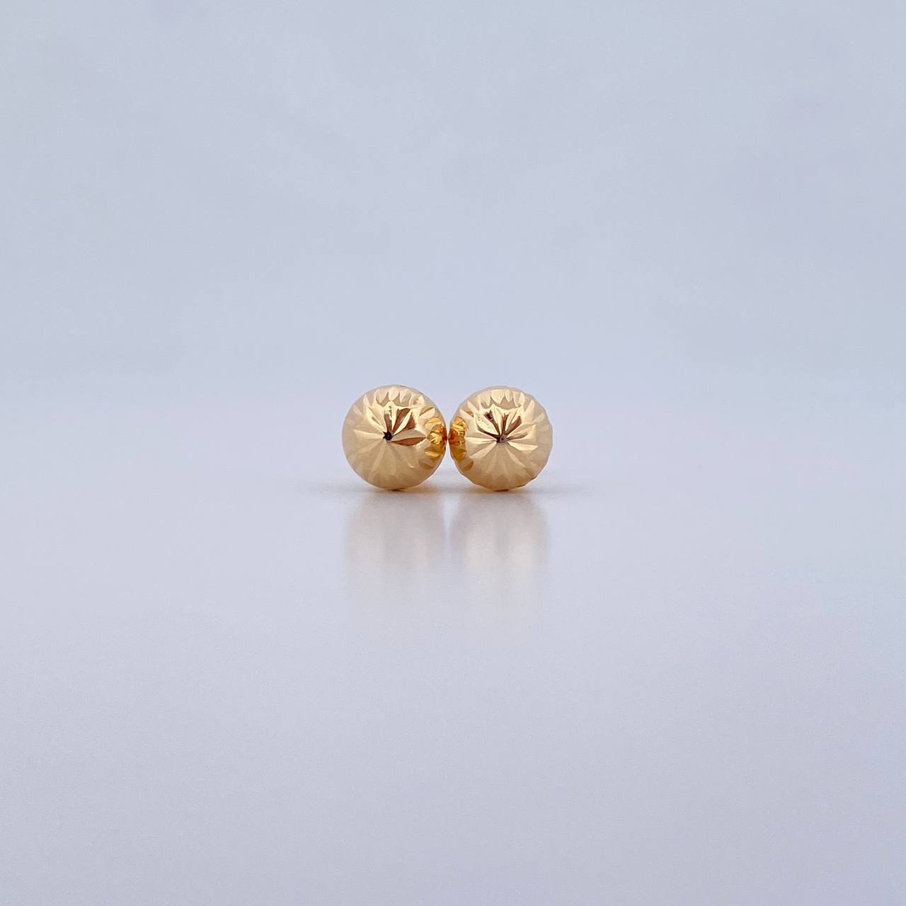 Stud Earrings Bead 1.1gr / 7mm Diamond Cut 18K Yellow Gold &