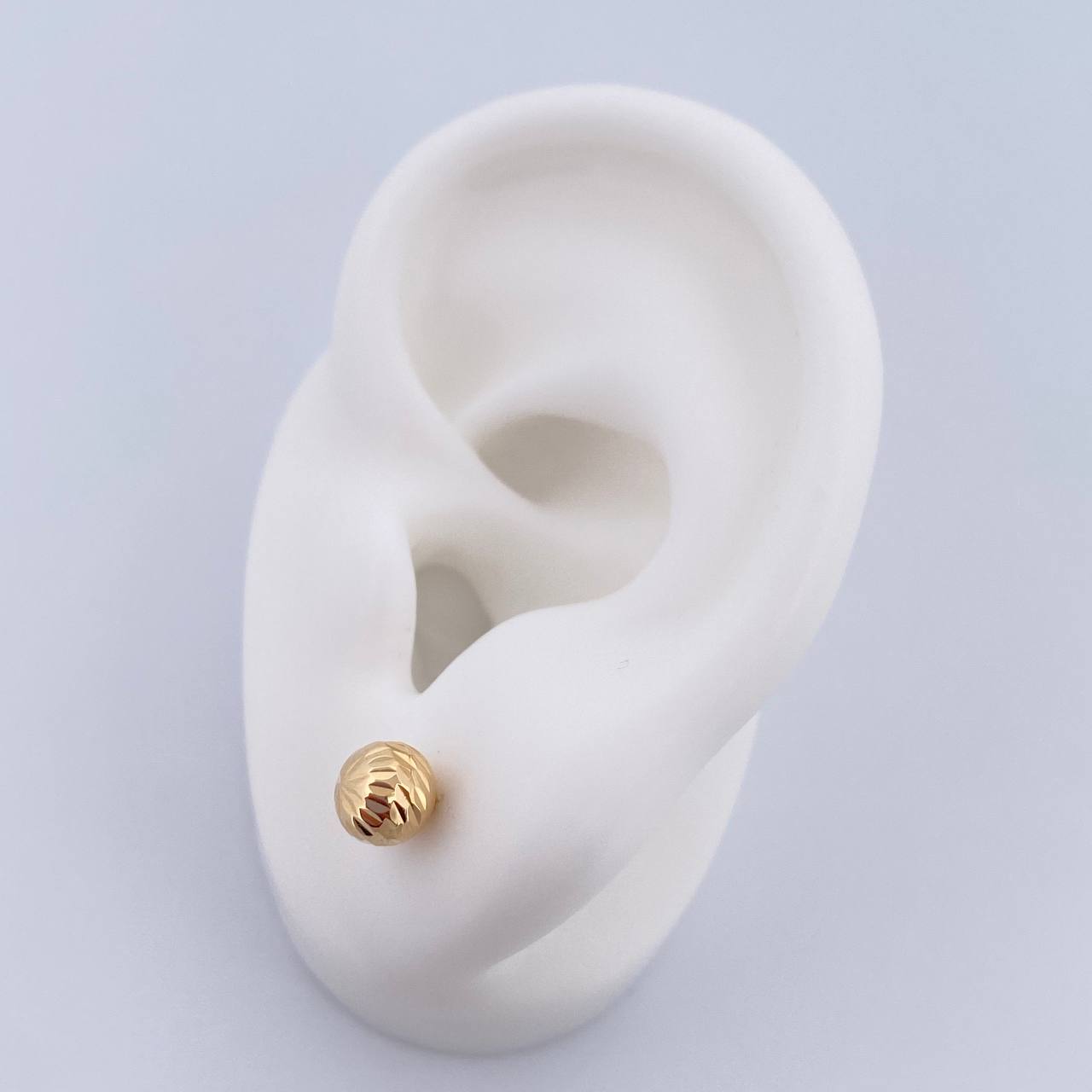 Stud Earrings Bead 0.85gr / 6mm Diamond Cut 18K Yellow Gold &