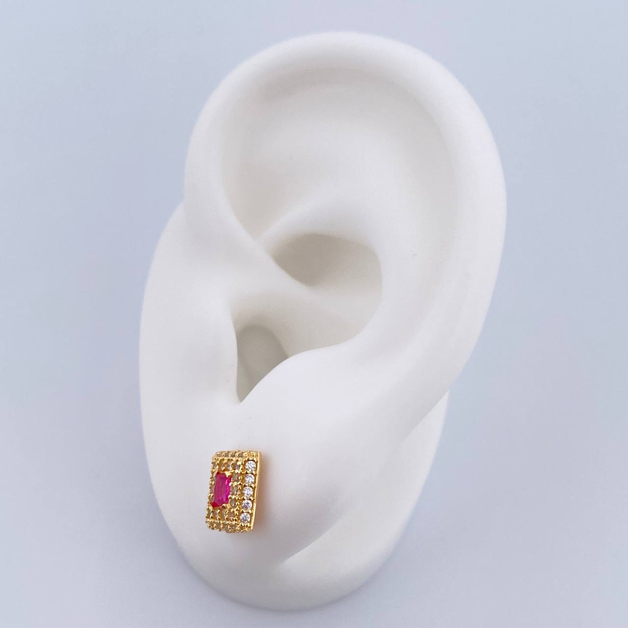 Stud Earrings Square Halo 1.9gr / Fuchsia White Zircons 18K Yellow Gold &