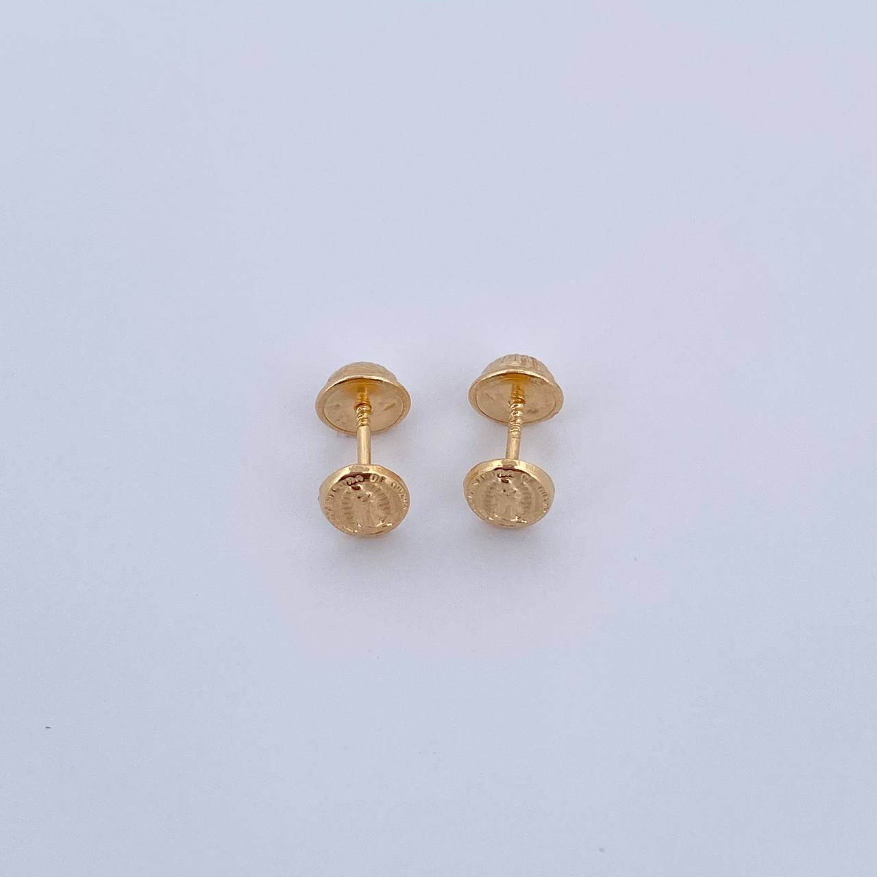 Virgin Guadalupe Stud Earrings 0.6gr / 18K Gold &