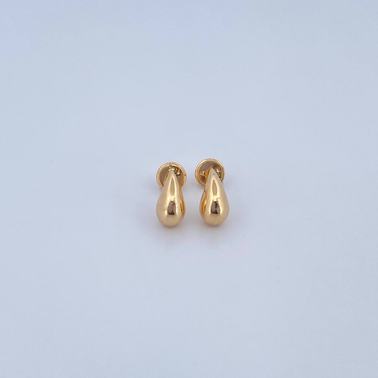 Topos Gota 0.65gr / 4mm Oro Amarillo 18K $