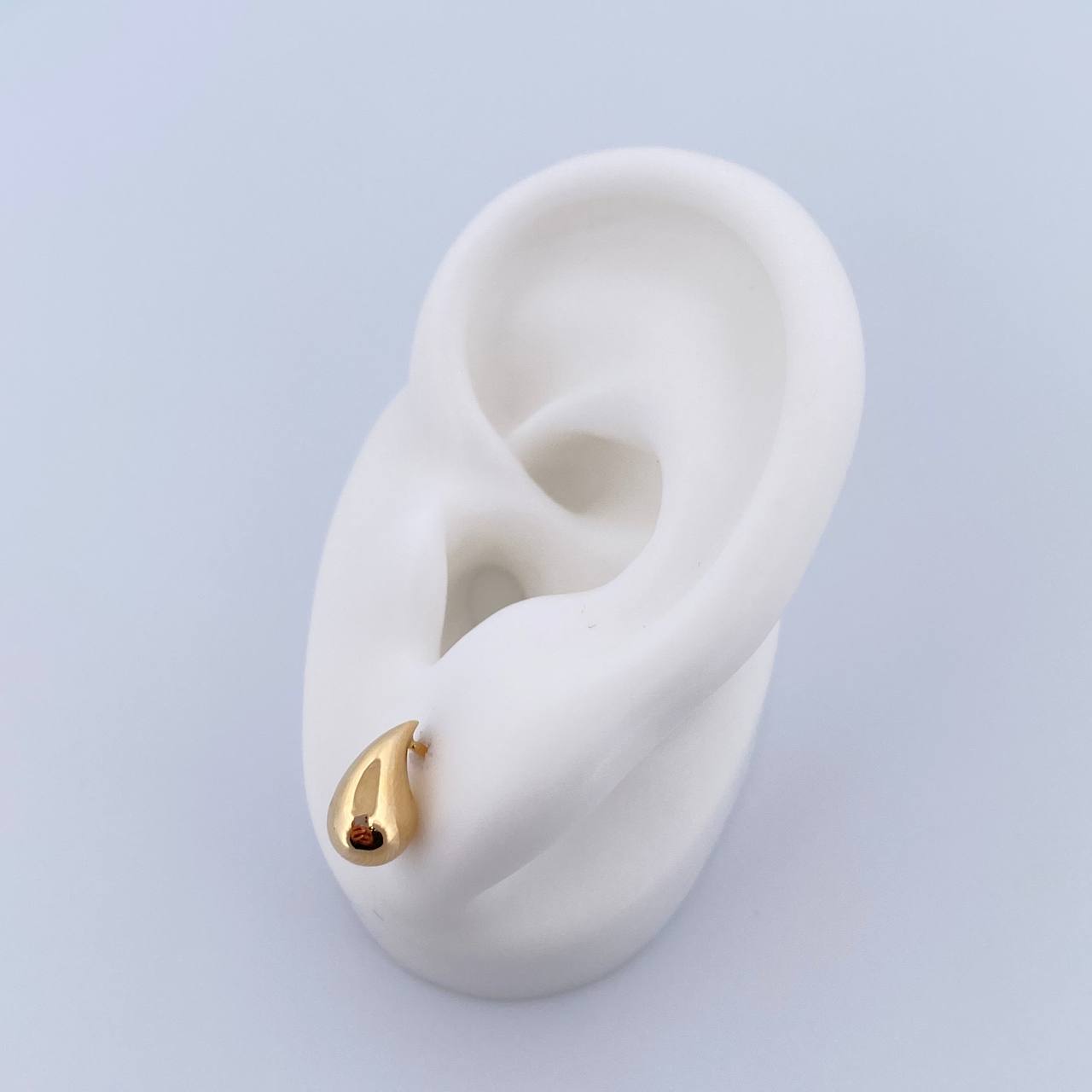 Stud Earrings Drop 1.1gr / 7mm 18K Yellow Gold $