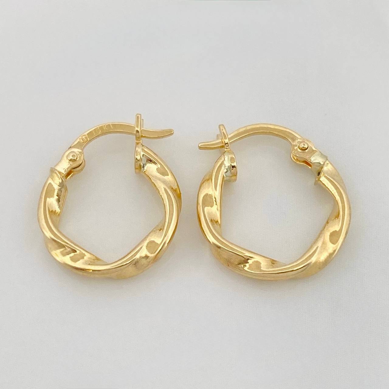 Candongas Melcocha 1.15g / 1/2 in Oro Amarillo 18K