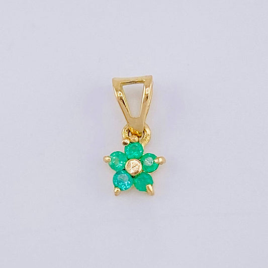 Pendant Flower 5 Petals Emeralds 0.15Pts 0.45 g / 1/2 in Yellow Gold 18K