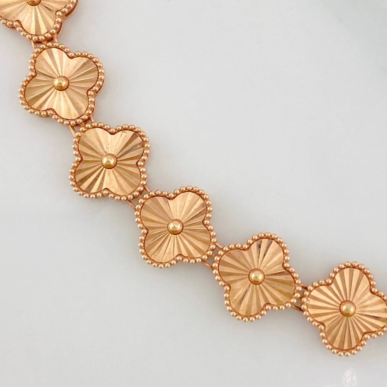 Pulso Trebol Diamantado 7.7g / 7 in / 8.74mm Oro Rosa 18K