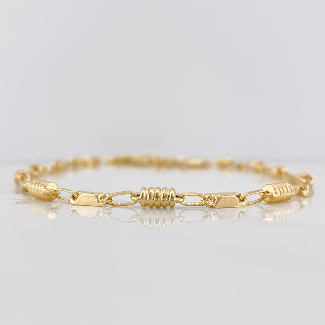 Cadena Barril Eslabon 11.85g / 24 1/2 in / 3.57mm Oro Amarillo 18K