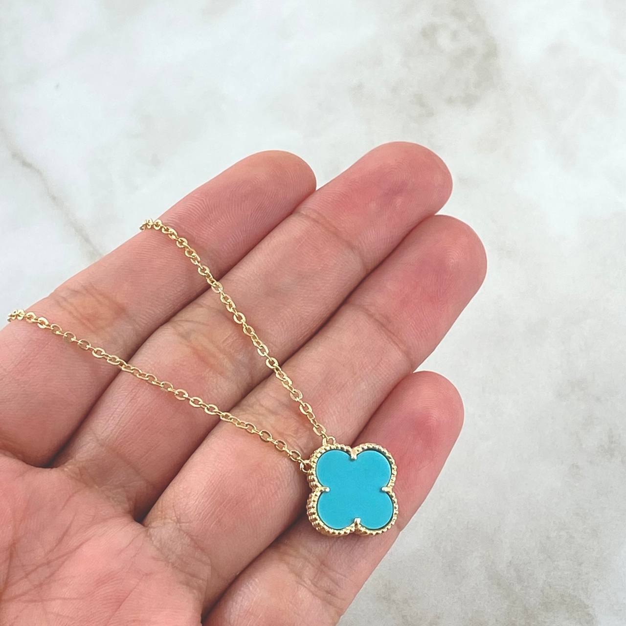Cadena Aro Seguido Trebol VCyA 4gr / 50cm / 1.5mm Punteado Cuarzo Azul Celeste Mate Oro Amarillo  18K