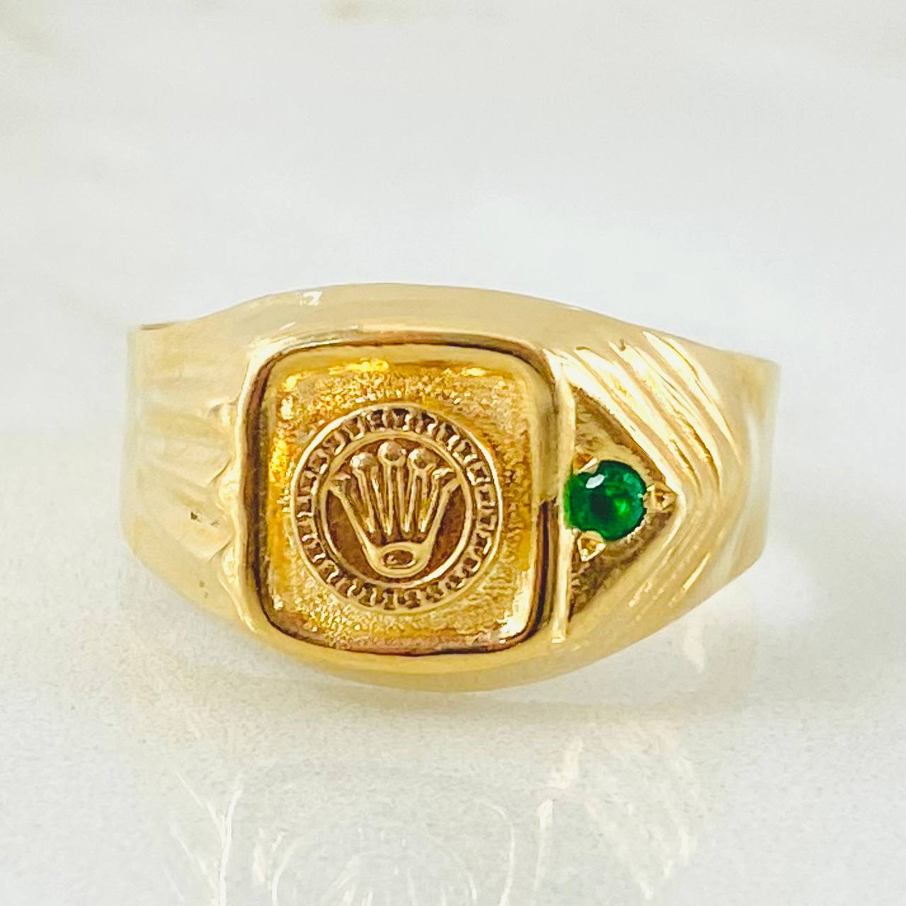 Anillo Sello Corona 2.9gr / T7 1/2 / Oro Amarillo 18K *