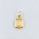 Dije Letra J 0.35gr / 1/2 in / Oro Amarillo 18K *