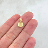 Dije Letra S 0.3gr / 1/2 in / Oro Amarillo 18K *