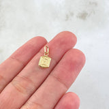 Dije Letra E 0.35gr / 1/2 in / Oro Amarillo 18K