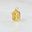 Dije Letra M Marco Texturizado 0.3gr / 1/2 in / Oro Amarillo 18K *