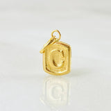 Pendant Letter C 0.3gr / 1/2 in / 18K Gold ©