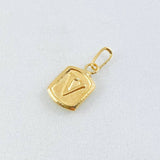 Pendant Letter V Textured Frame 0.35gr / 1/2 in / 18K Yellow Gold