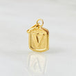 Dije Letra V Marco Texturizado 0.3gr / 1/2 in / Oro Amarillo 18K *