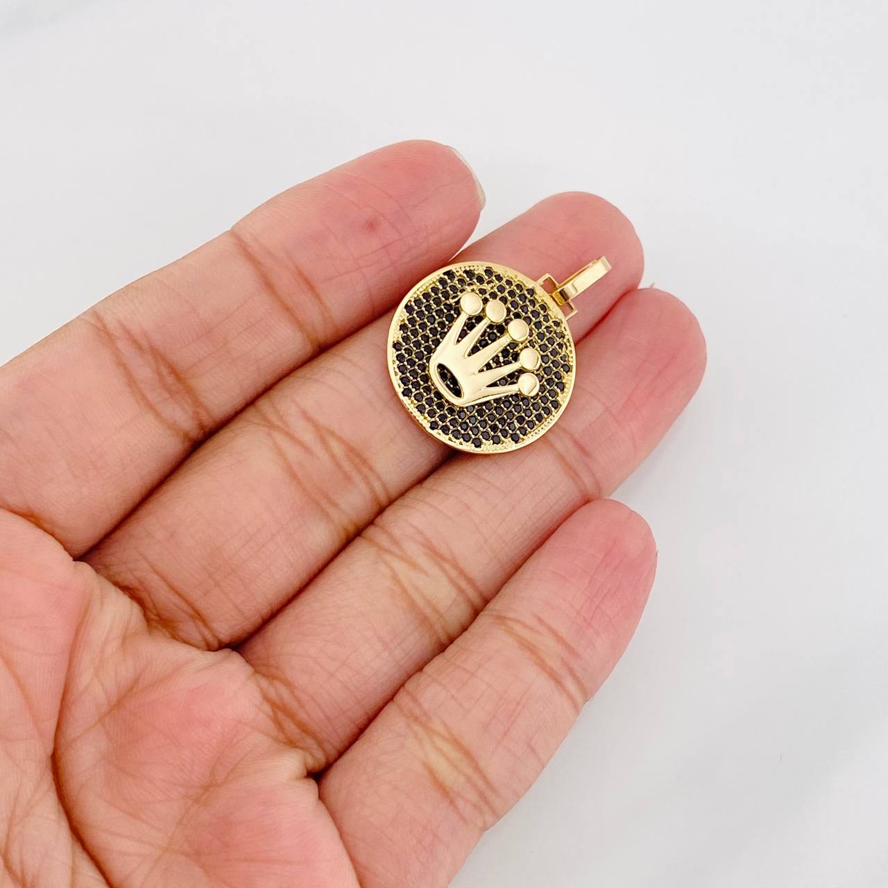 Dije Corona 3.6g / 1 in Oro Amarillo 18K