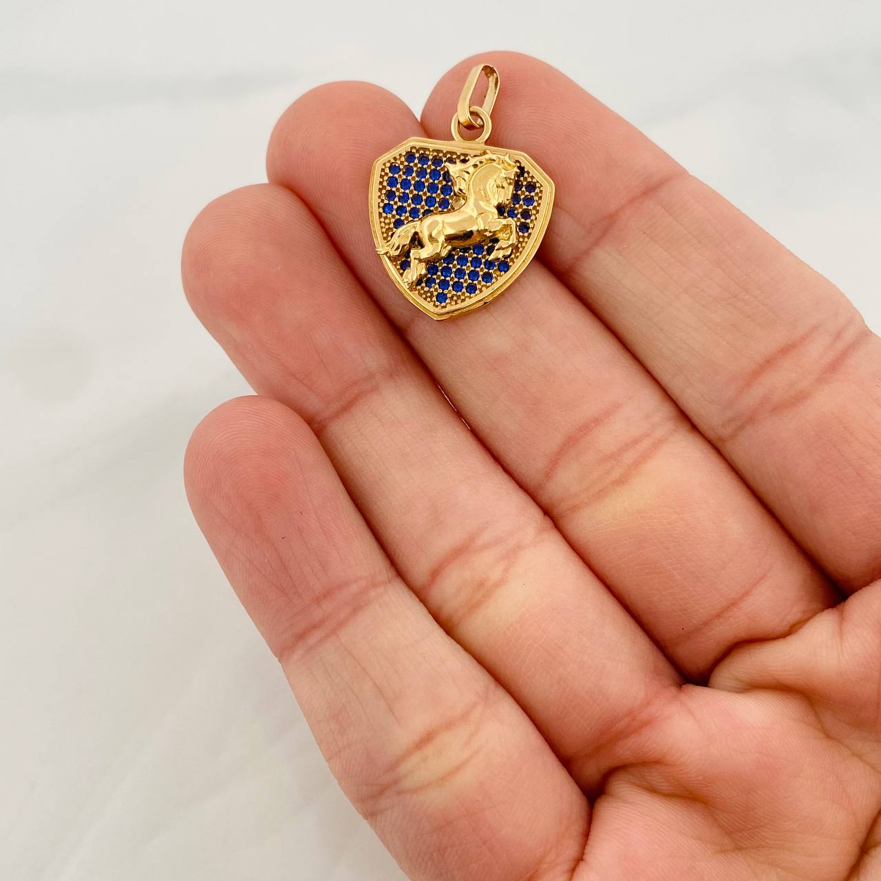 Dije Placa Caballo 3.5g / 1 in Oro Amarillo 18K