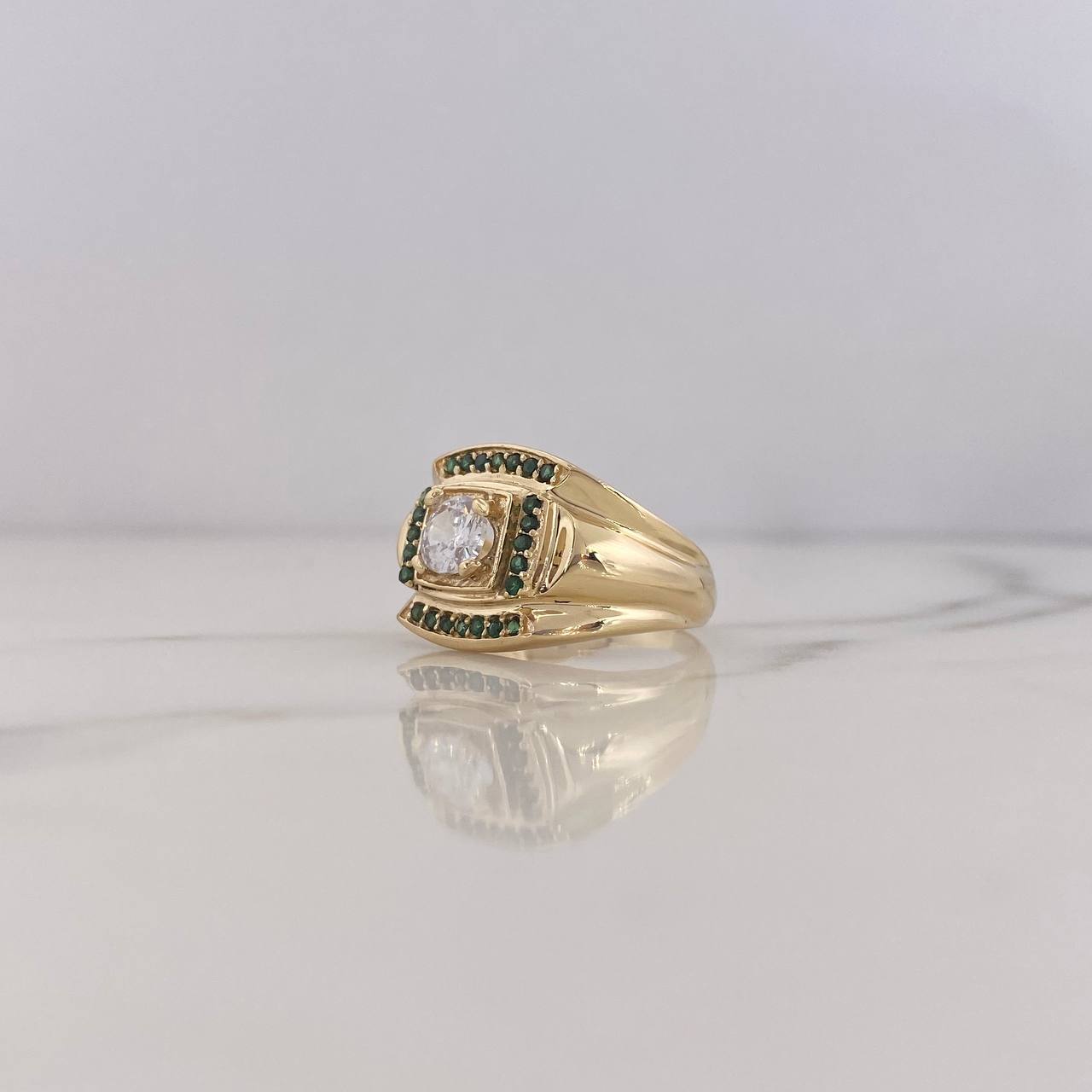 Signet Ring 6.3gr / T8 1/2 / Green Zircons White 18K Yellow Gold $