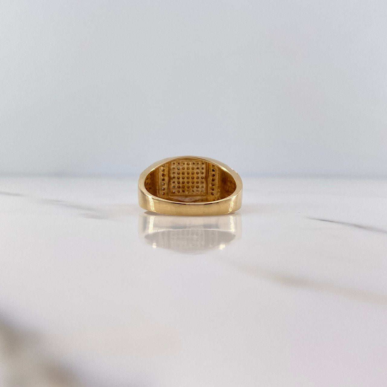 Horse Ring 8.2gr / Size 10 1/2 / White Zircons Two-tone Yellow and White 18K $