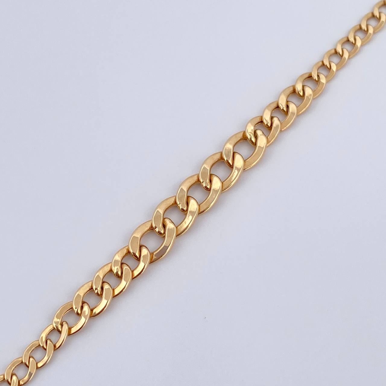 Cuban Links Bracelet 2.6gr / 19cm / 5.6mm Yellow Gold +1 18K $