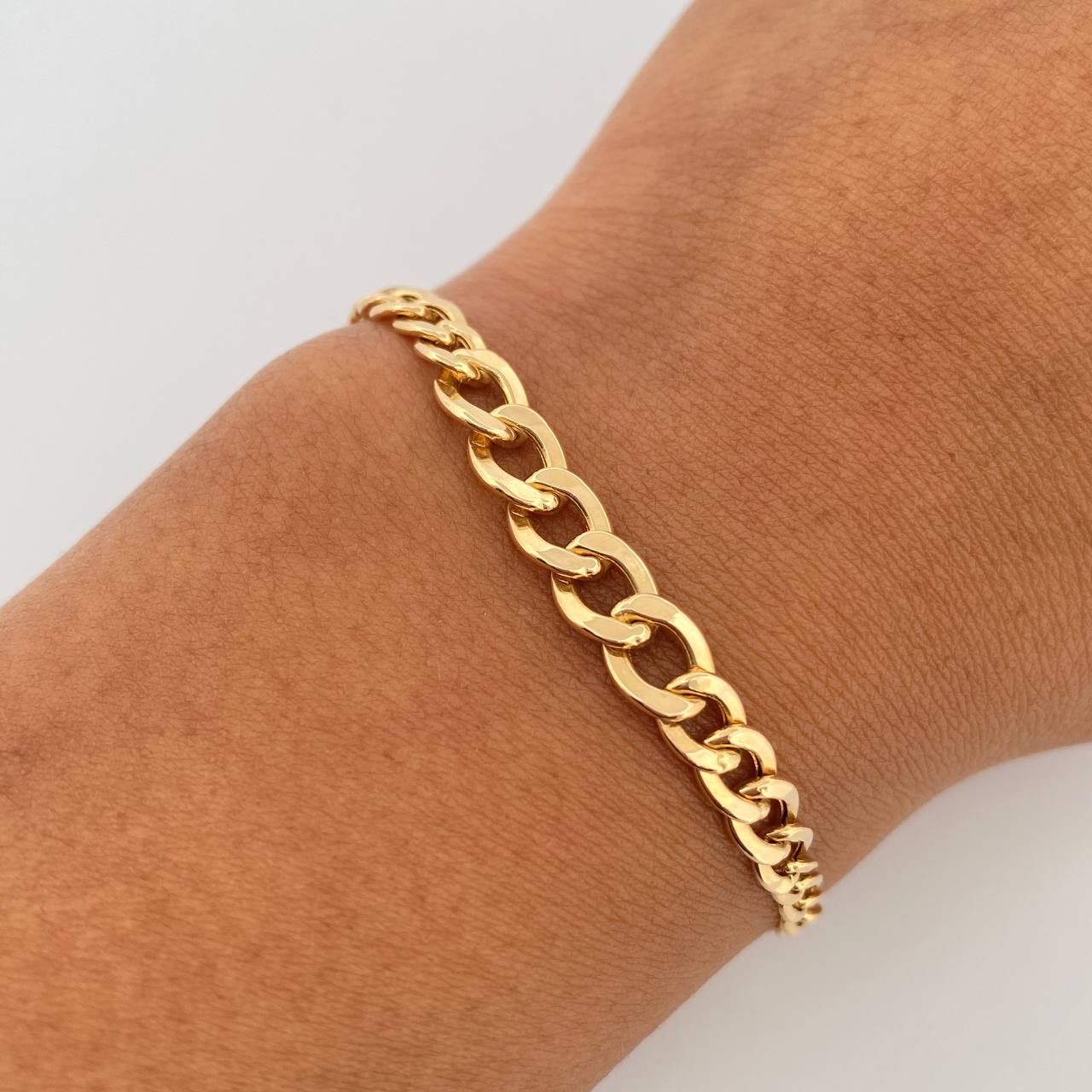 Cuban Links Bracelet 2.6gr / 19cm / 5.6mm Yellow Gold +1 18K $