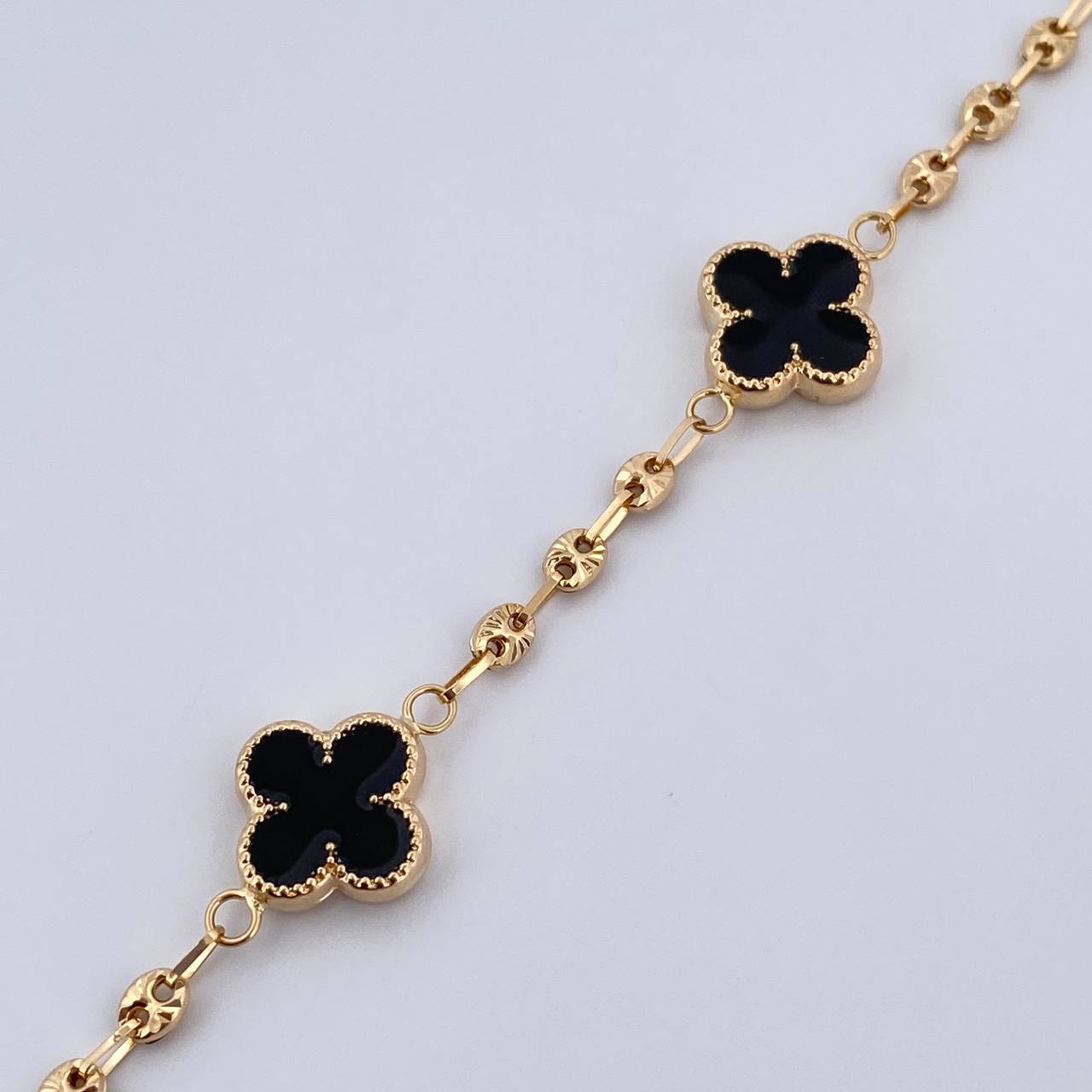 Bracelet GC Clover 5.5gr / 19cm / 3mm Diamond Cut Black Yellow Gold 18K $