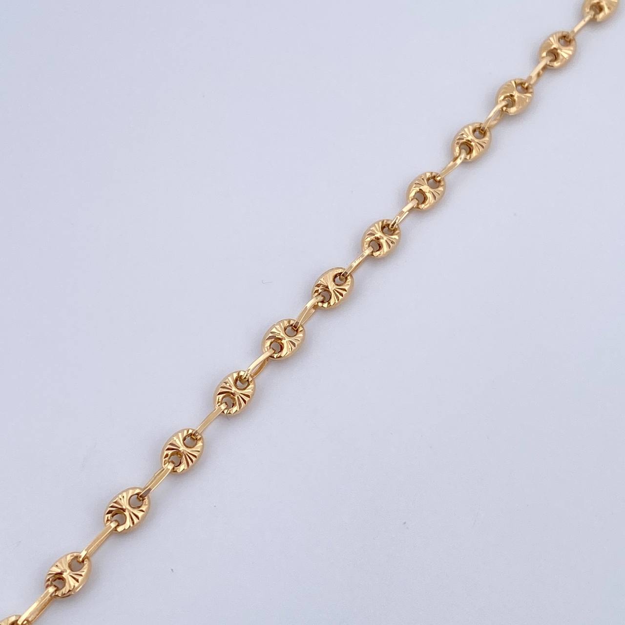 Pulso GC 3.05gr / 22.3cm / 2.8mm Diamantada Oro Amarillo 18K $