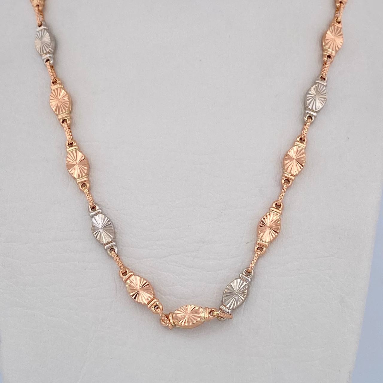 Rustic Chain Link 12.6gr / 60.9cm / 5.3mm Diamond Cut Two-tone White Rose 18K &