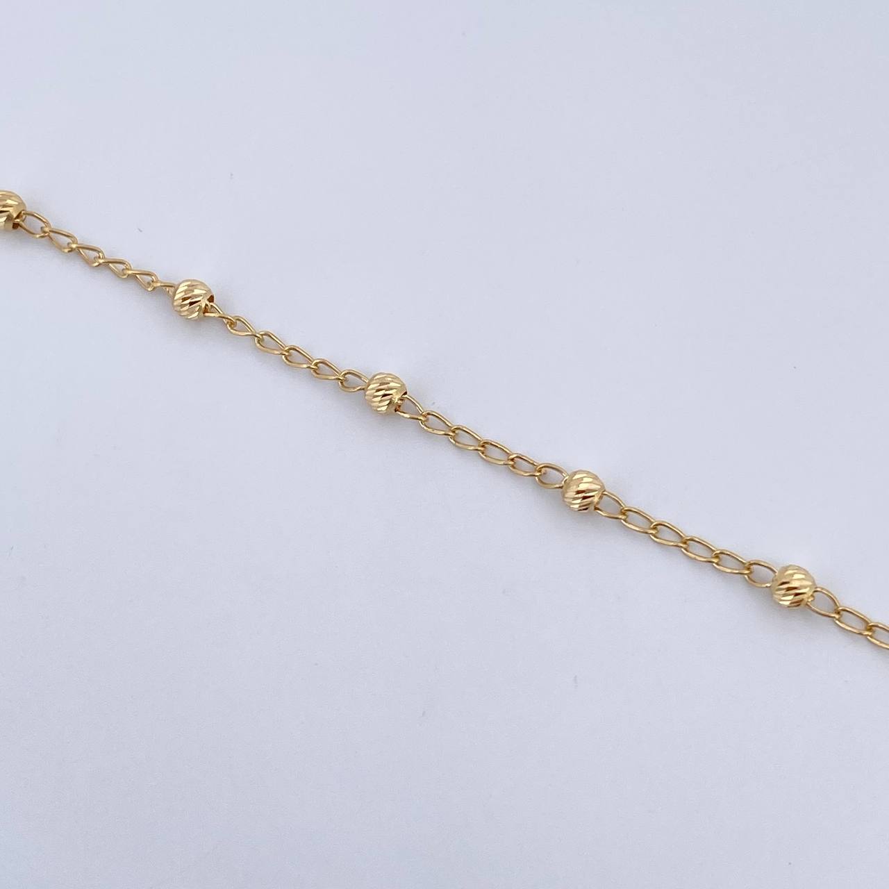 Pulso Denario Virgen Milagrosa 2.4gr / 19cm / 3mm Bolas Diamantadas Oro Amarillo 18K &