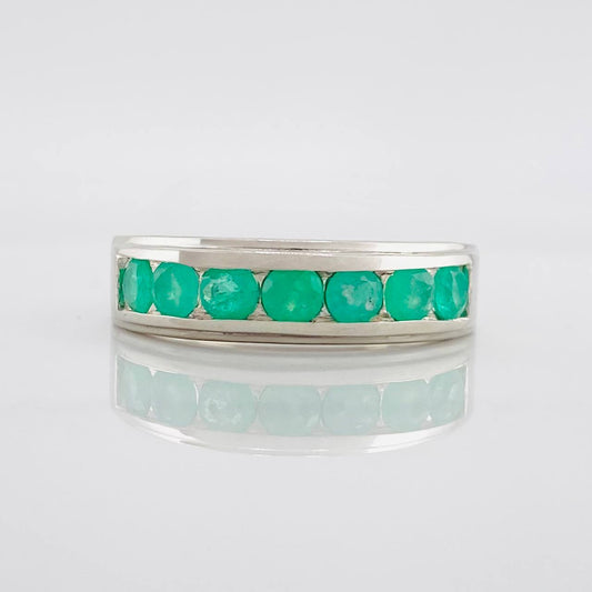 Rectangular Channel Ring Emeralds 1.05pts 3.4g / T9 Silver 950