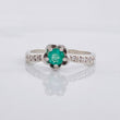 Ring Florentine Channel Emeralds 29pts 1.85g / T6 3/4 Silver 950