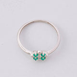 Anillo Circulo Floreado Esmeraldas 10pts 1 g / T6 3/4 Plata 950