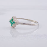 Ring Clover Flower Emeralds 13pts 1.2g / T9 1/2 Silver 925