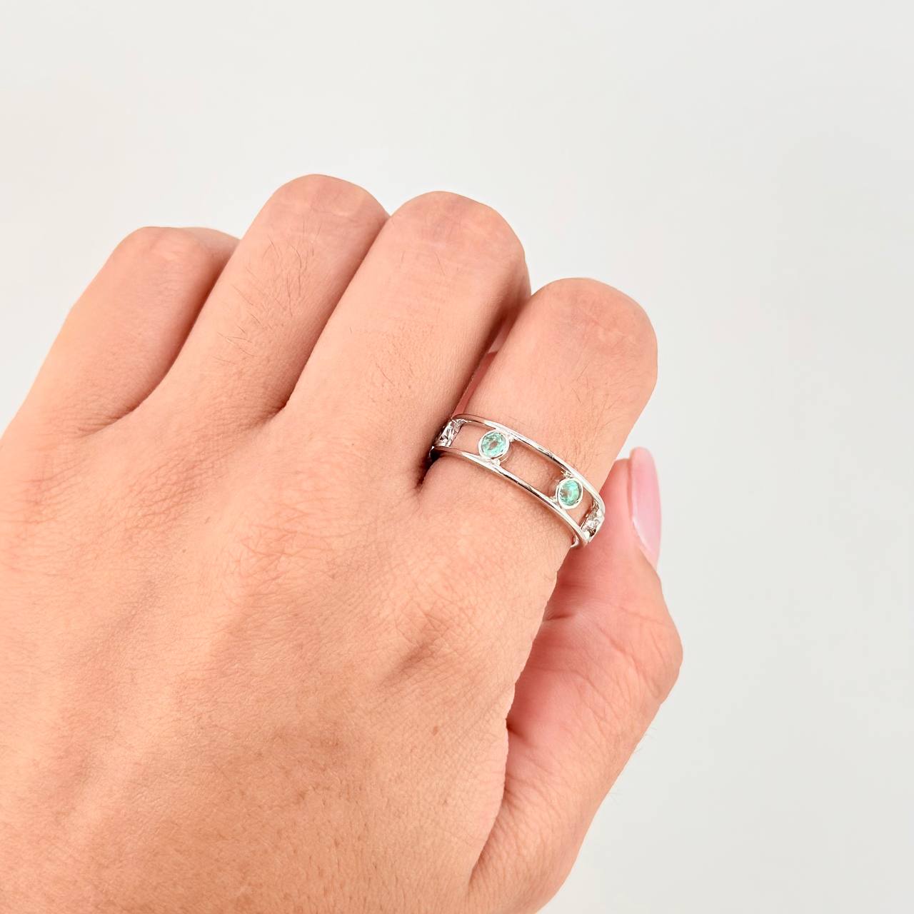 Ring Tambourine Emeralds 55pts 2.6g / T9 Silver 925