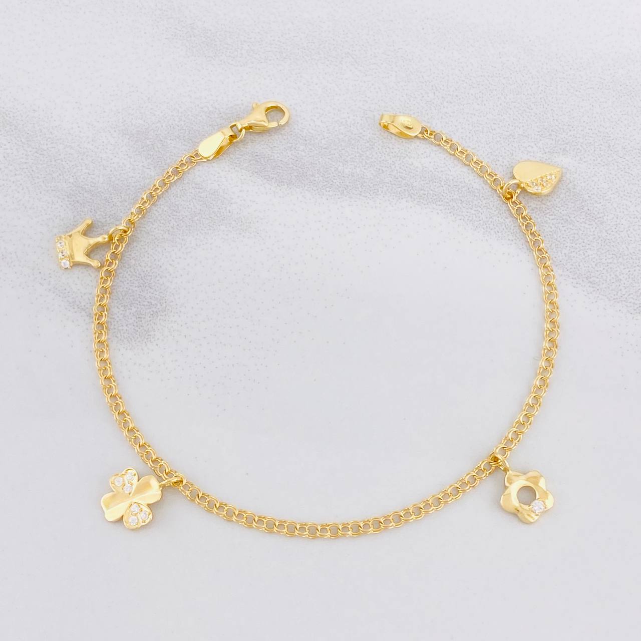 Pulso Aro Seguido Doble Dijes Colgantes 3.6g / 7 3/4 in / 2.2mm Oro Amarillo 18K