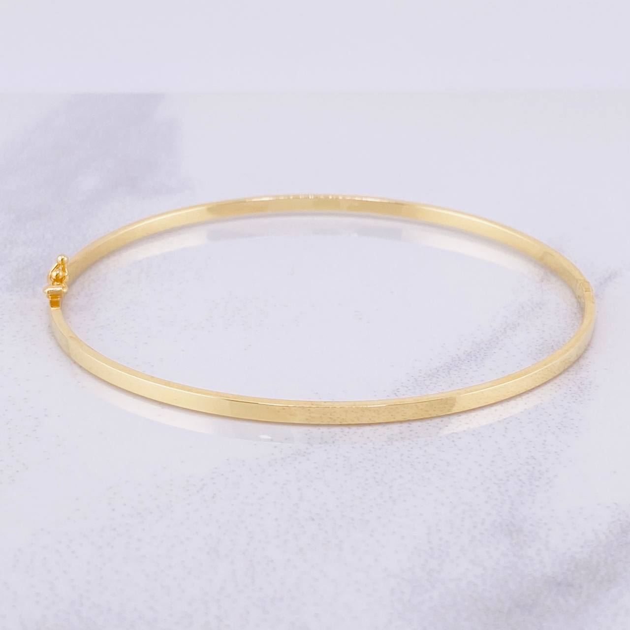 Bracelet Smooth Hoop 2.4g / 7 1/2 in / 2mm Yellow Gold 18K