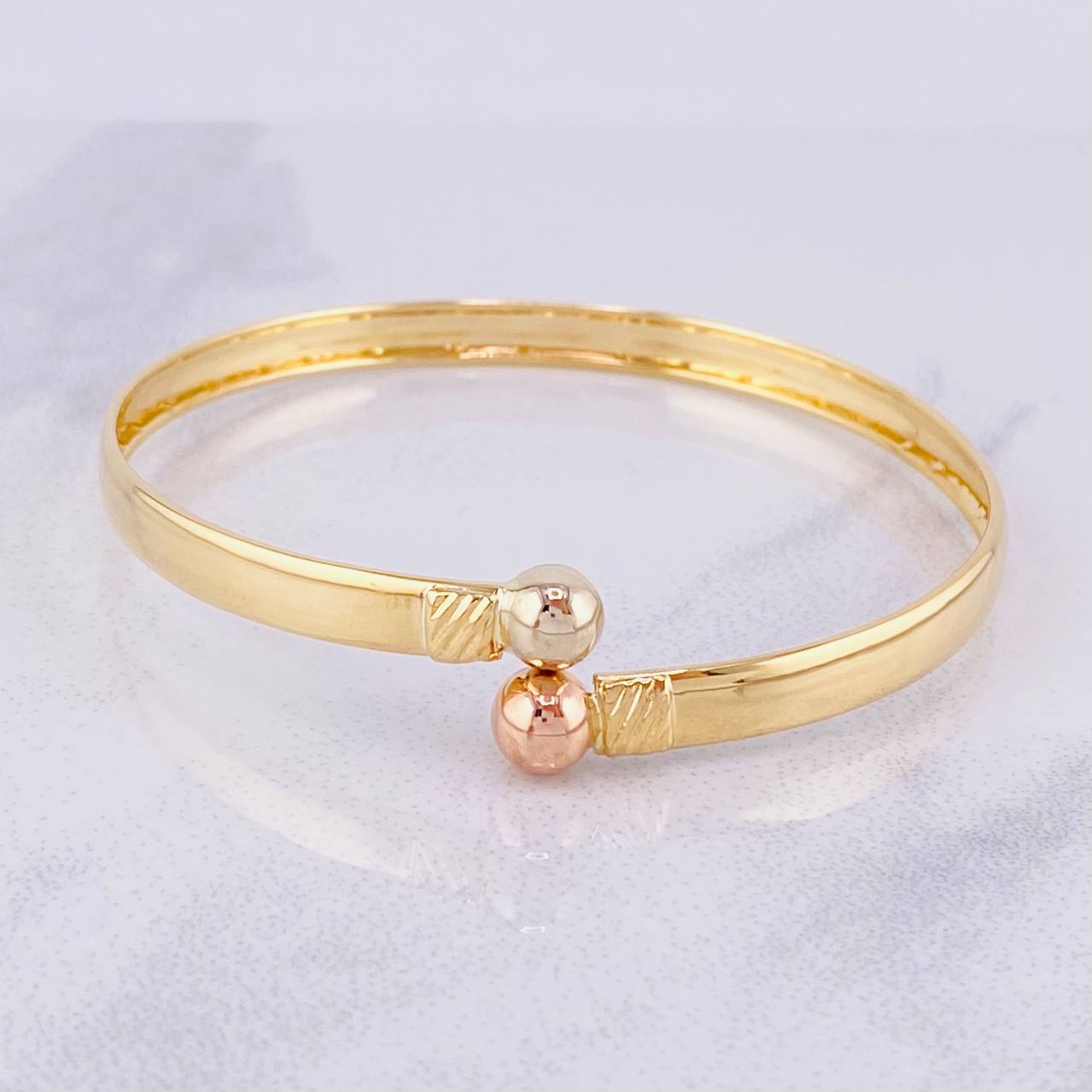 Pulso Aro Tu y Yo 5.75g / 7 1/2 in / 5mm Tres Oros 18K