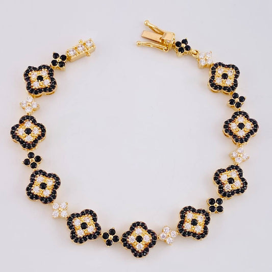 Tennis Bracelet Clover 14.5g / 7 in / 10mm Yellow Gold 18K