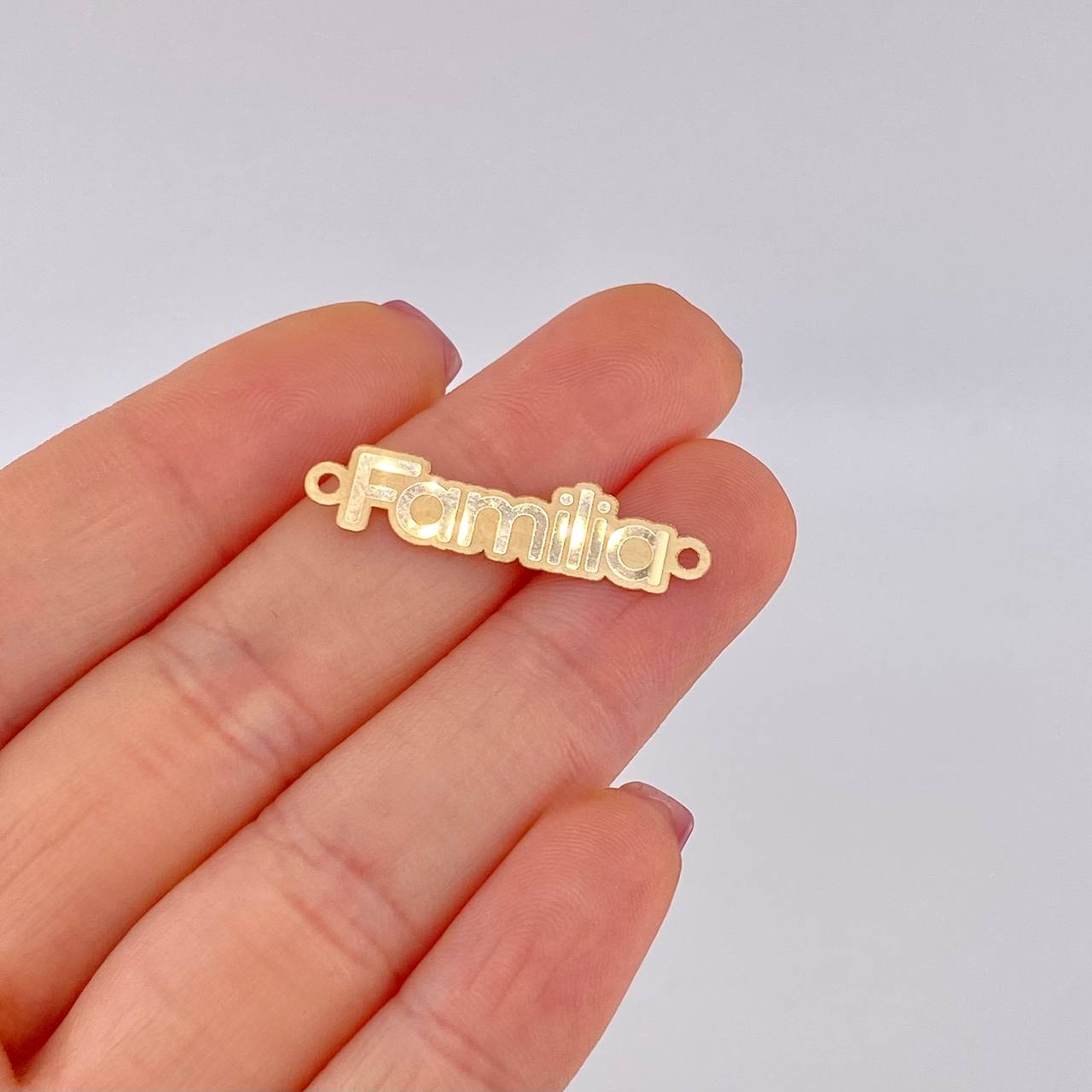 Herraje Familia 0.65g / 1 1/4 in Oro Amarillo 18K