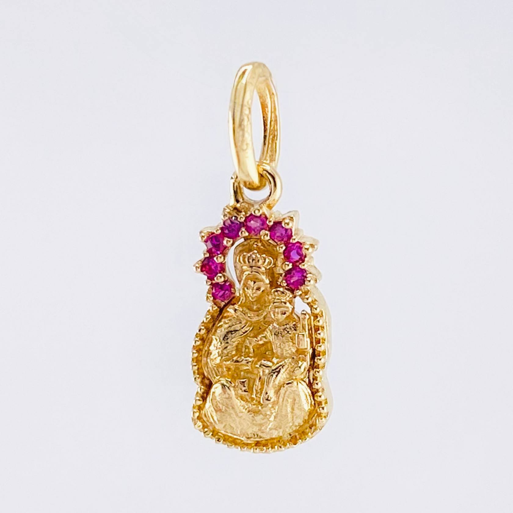 Dije Virgen Del Carmen 1.15gr / 3/4 in / Oro Amarillo 18K ©