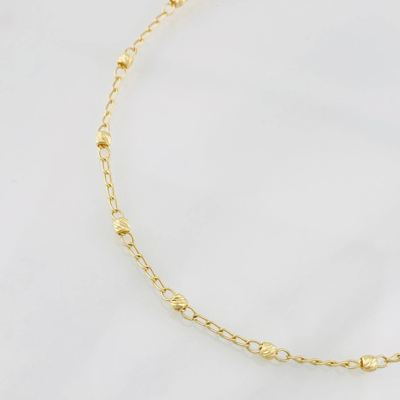 Bracelet Decade Miraculous Virgin Cross 2.55g / 7 1/2 in / 3mm Yellow Gold 18K