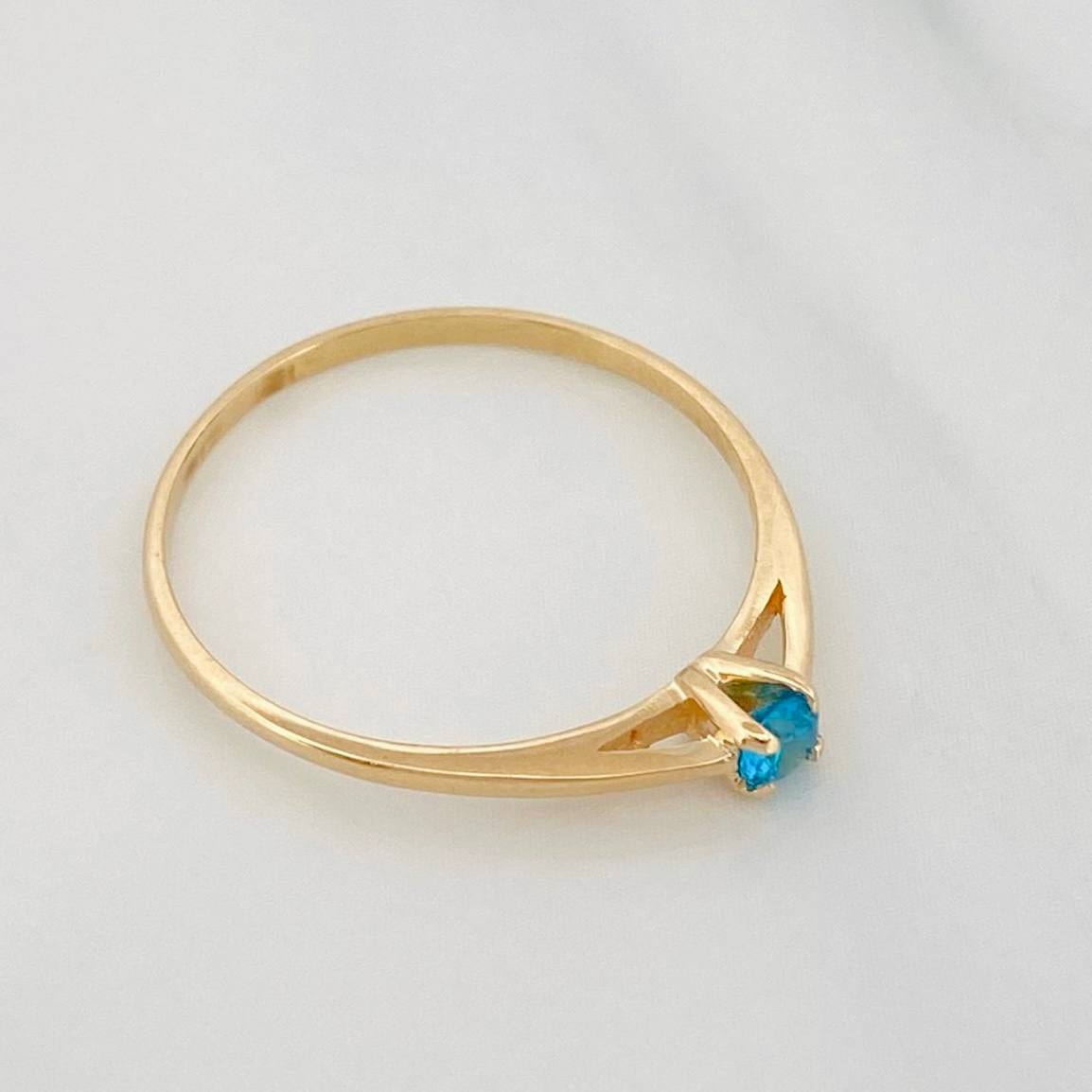 Solitaire Bridge Ring 1.1g / T6 1/2 Yellow Gold 18K