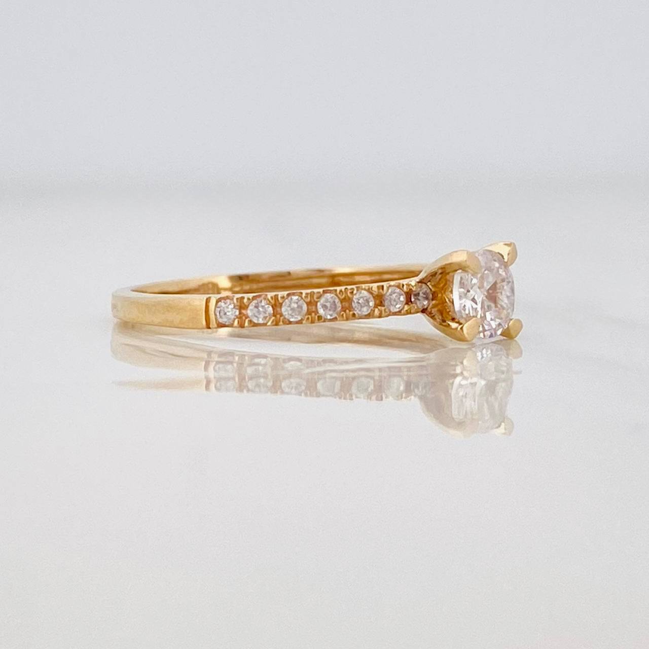 Solitaire Four Claws Ring 1.75g / T6 1/2 Yellow Gold 18K