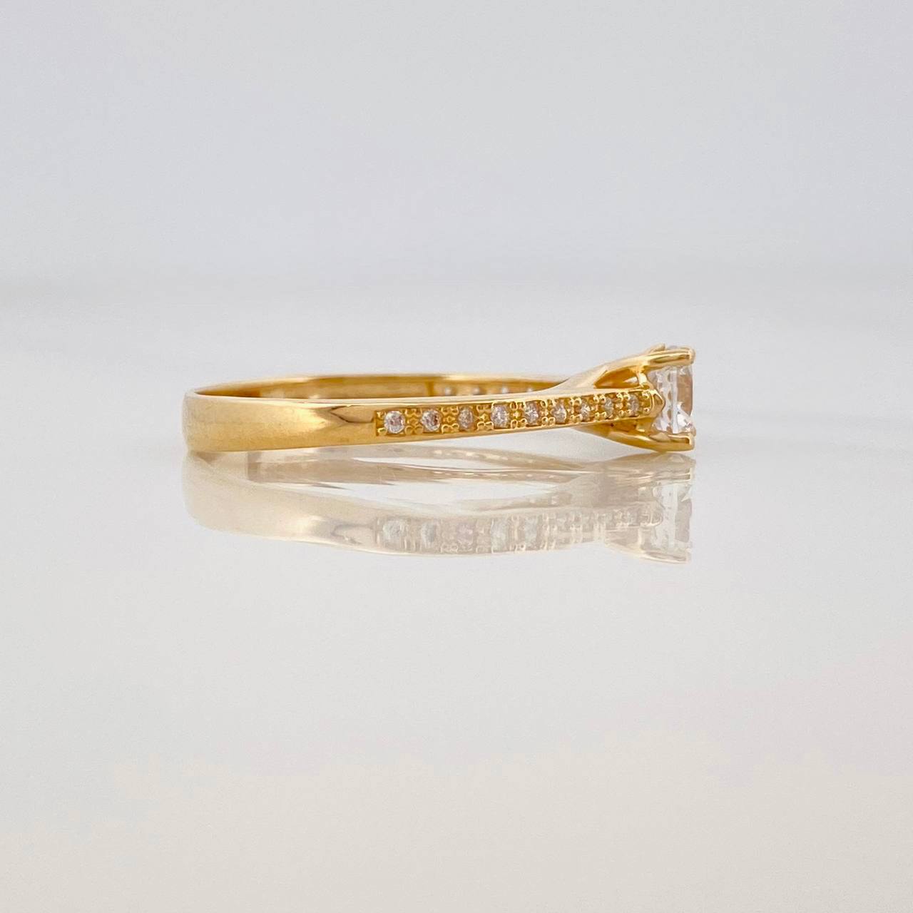 Solitaire Bridge Ring 2.5g / T7 1/2 Yellow Gold 18K