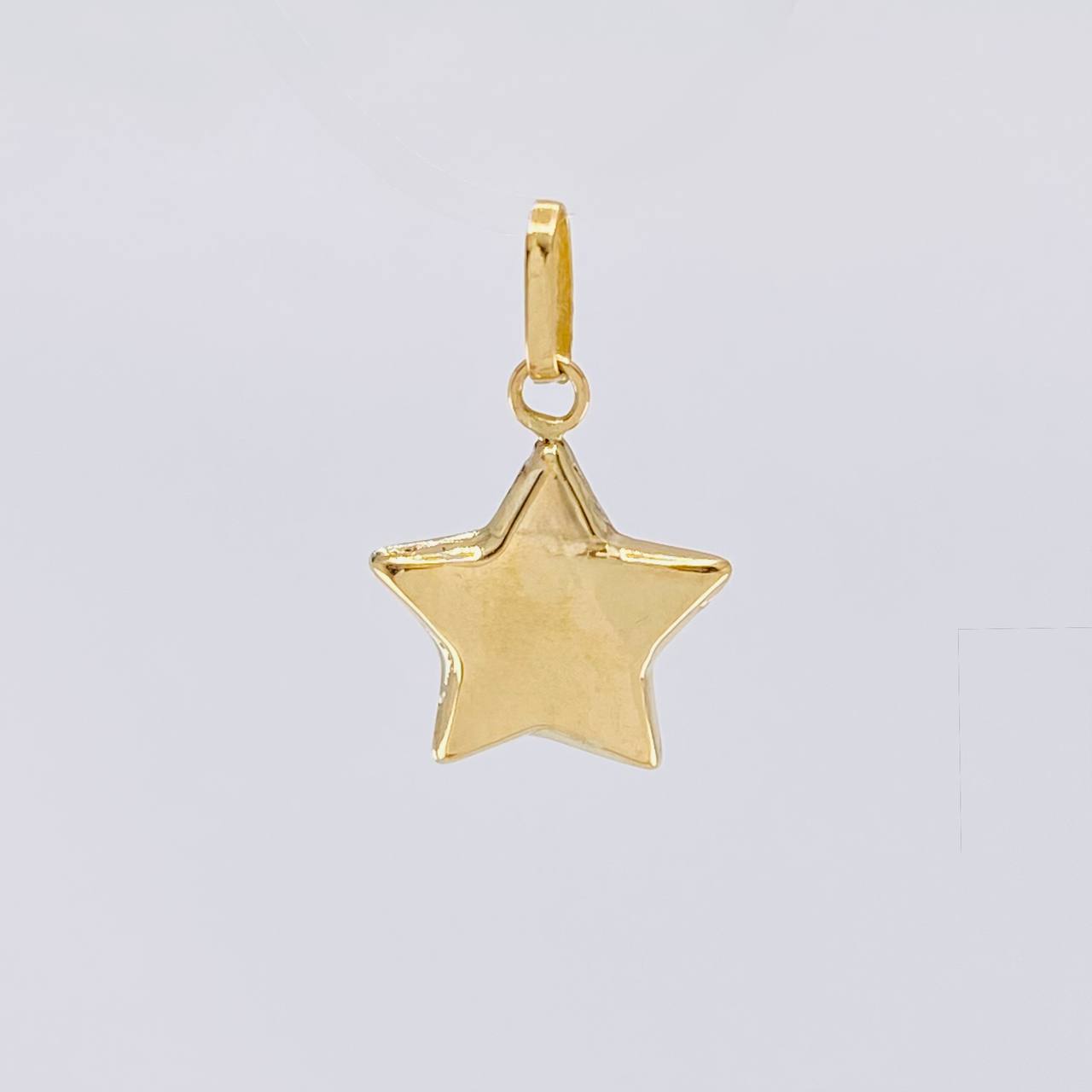 Dije Estrella 0.55g / 3/4 in Oro Amarillo 18K