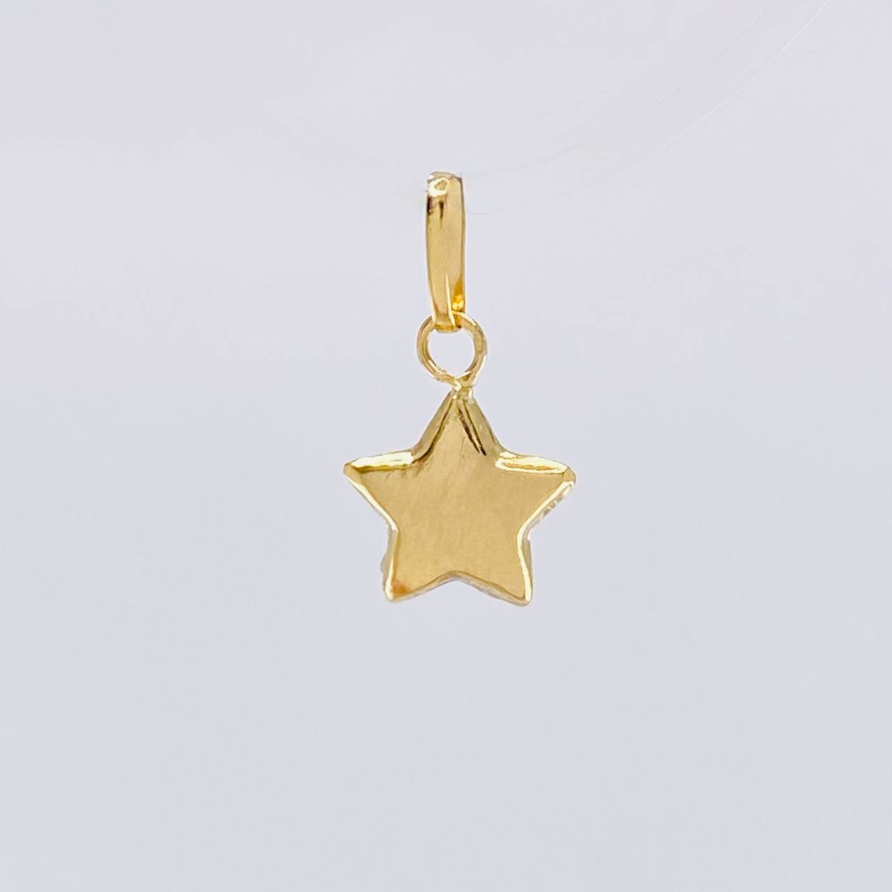 Pendant Star 0.25g / 1/2 in Yellow Gold 18K