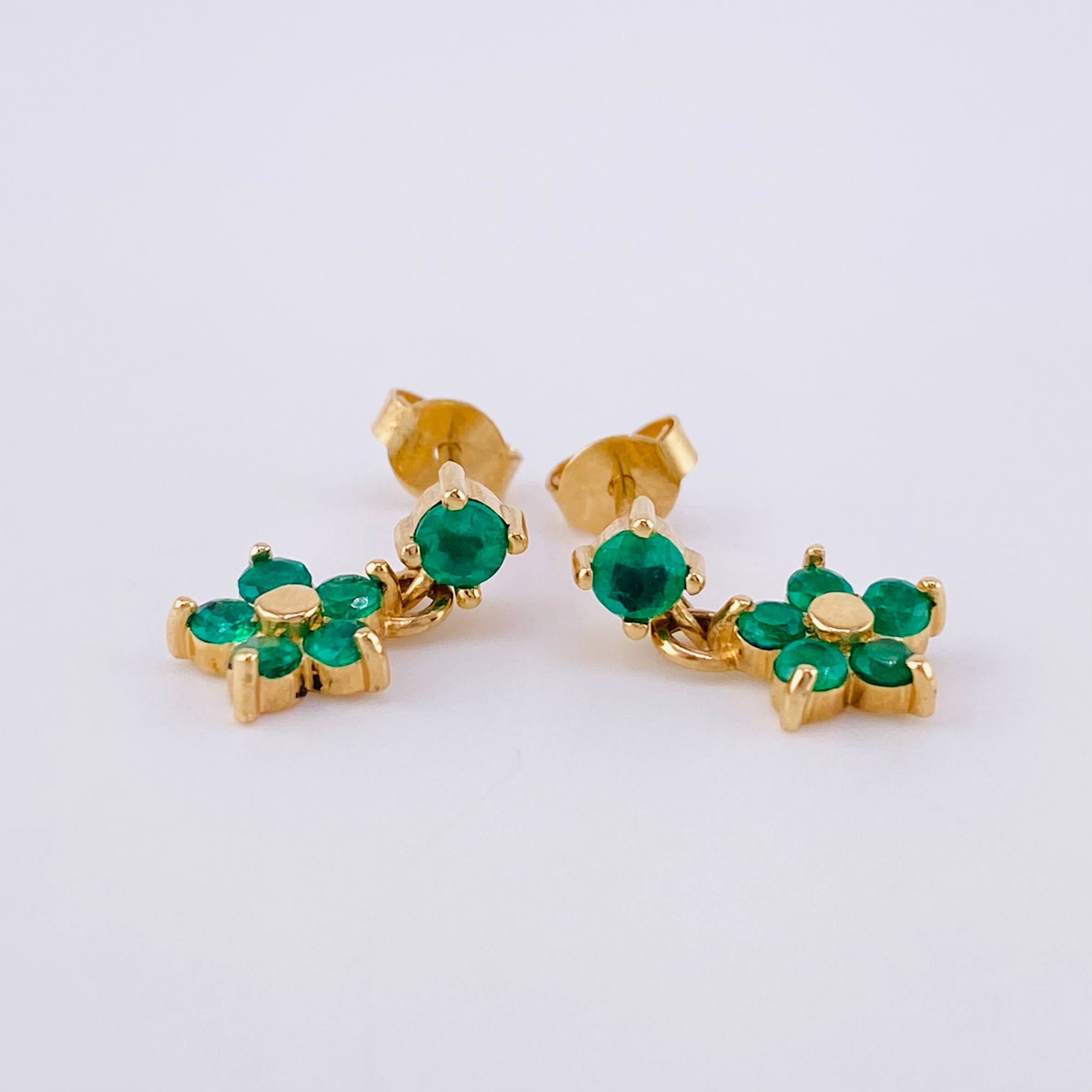 Topos Flor Colgante Esmeraldas 60pts 2.55gr / 1/2 in / Oro Amarillo 18K *